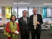 セルウィン町・コウ町長夫妻の写真